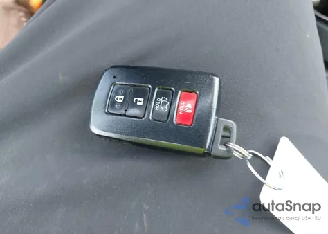 2017 Toyota Rav4 Hybrid Limited z USA, uszkodzony, nr VIN JTMDJREVXHD122389